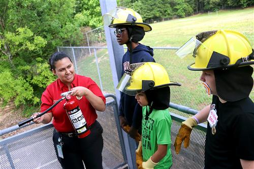 students learning fire safty 